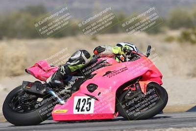 media/Dec-06-2025-CVMA (Sat) [[4a896cc04c]]/Race 4-Formula Middleweight/